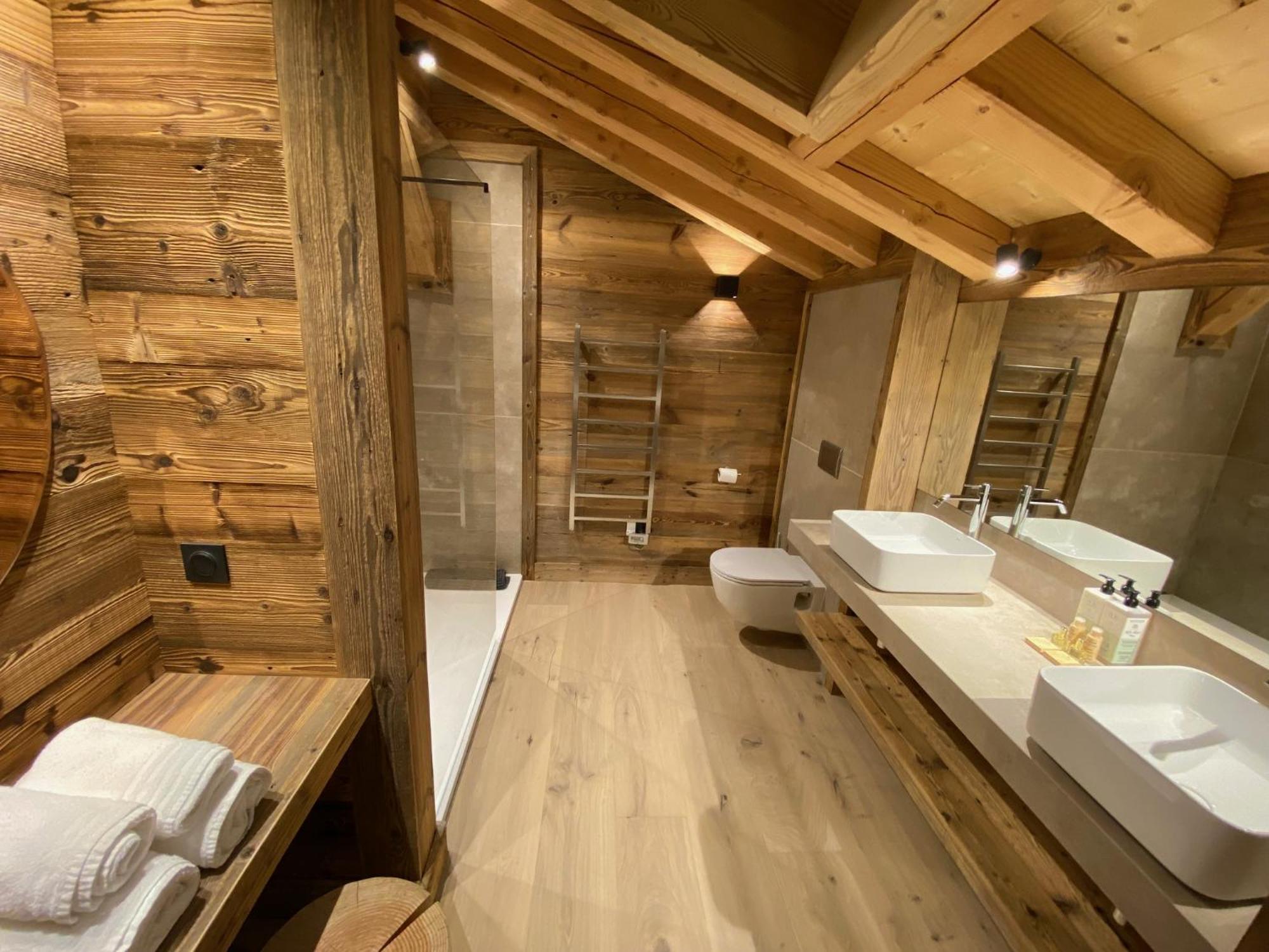 Chalet Aguila - Jacuzzi Et Sauna Panoramique - Construit En 2023 Bolquere Pyrenees 2000 المظهر الخارجي الصورة