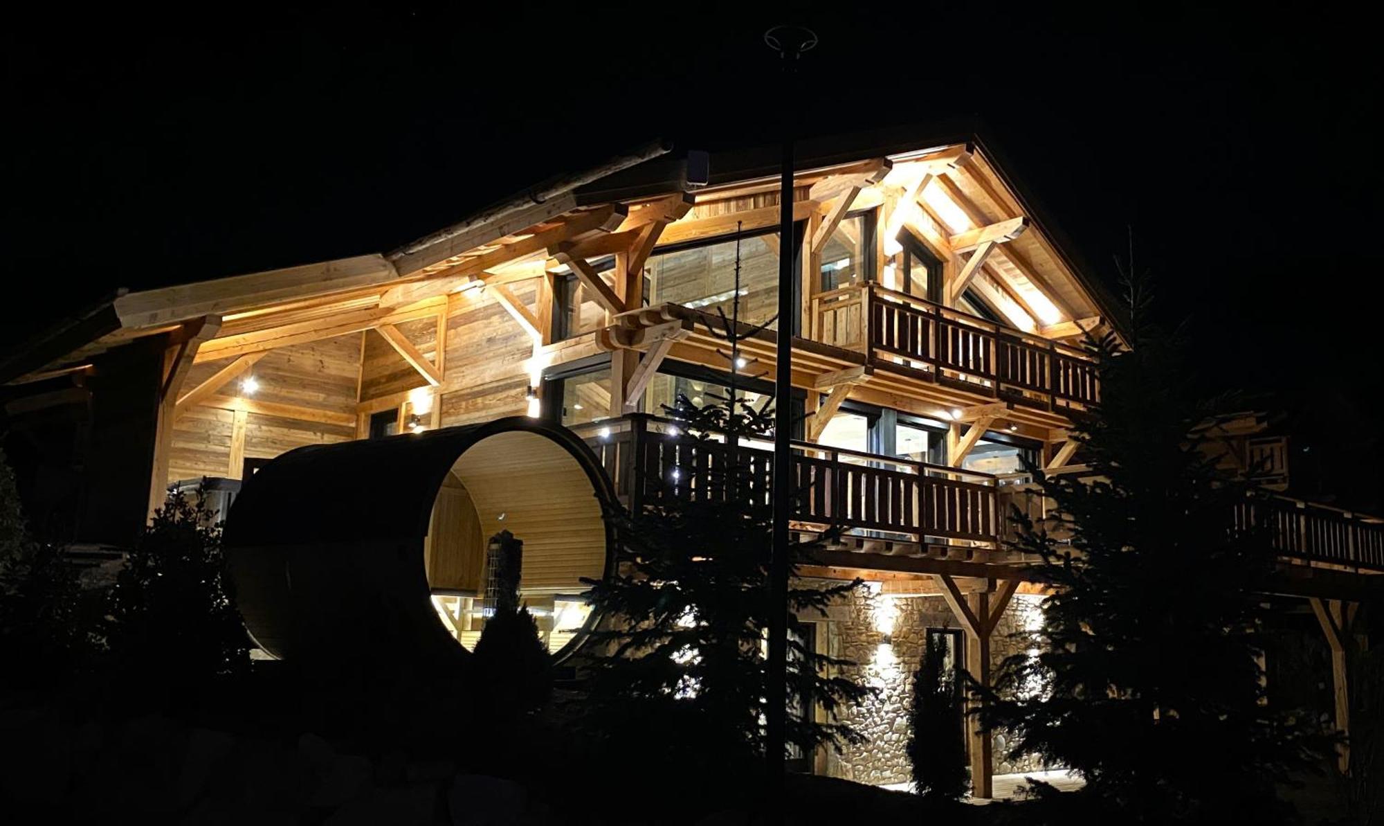 Chalet Aguila - Jacuzzi Et Sauna Panoramique - Construit En 2023 Bolquere Pyrenees 2000 المظهر الخارجي الصورة