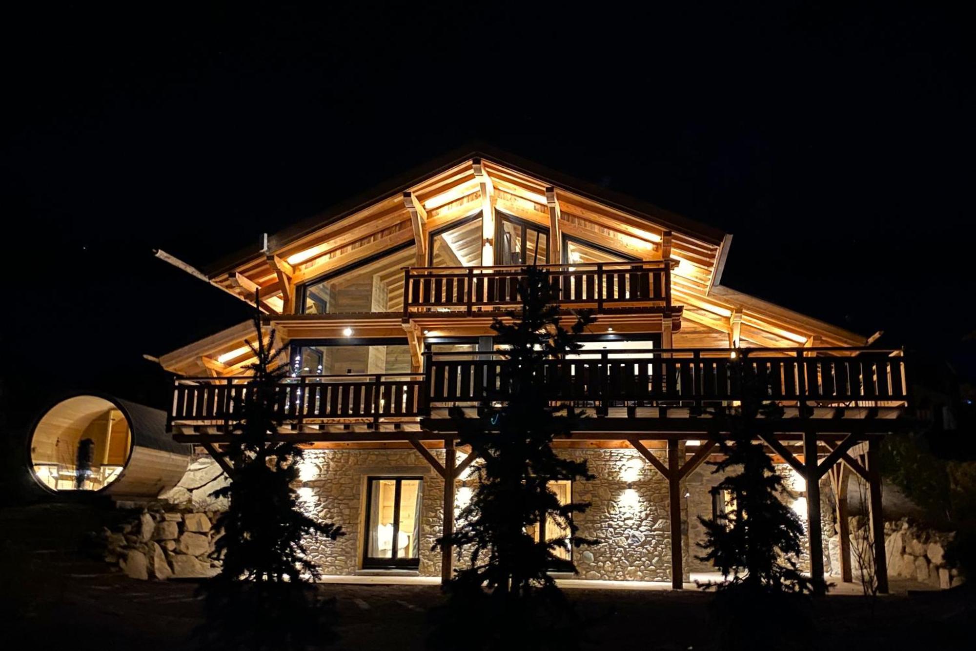 Chalet Aguila - Jacuzzi Et Sauna Panoramique - Construit En 2023 Bolquere Pyrenees 2000 المظهر الخارجي الصورة